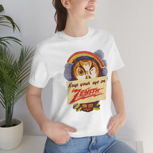 Load image into Gallery viewer, &quot;Keep Your Eye on Zenith&quot; Owl vintage radio ad Tshirt
