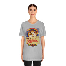 Load image into Gallery viewer, &quot;Keep Your Eye on Zenith&quot; Owl vintage radio ad Tshirt
